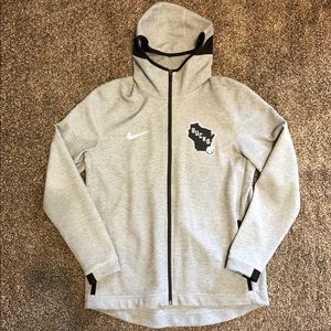 Nike ThermaFit Milwaukee Bucks Zip-Up Hoodie